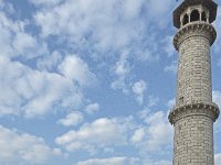 La mosquée et l'un des 4 minarets